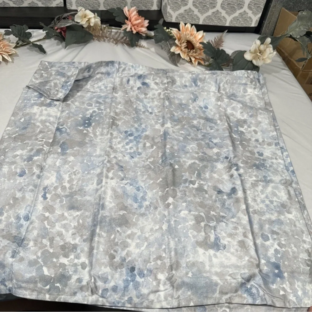 NIB $185 [ 2 Euro Shams ] for Hotel Collection Speckle‎
